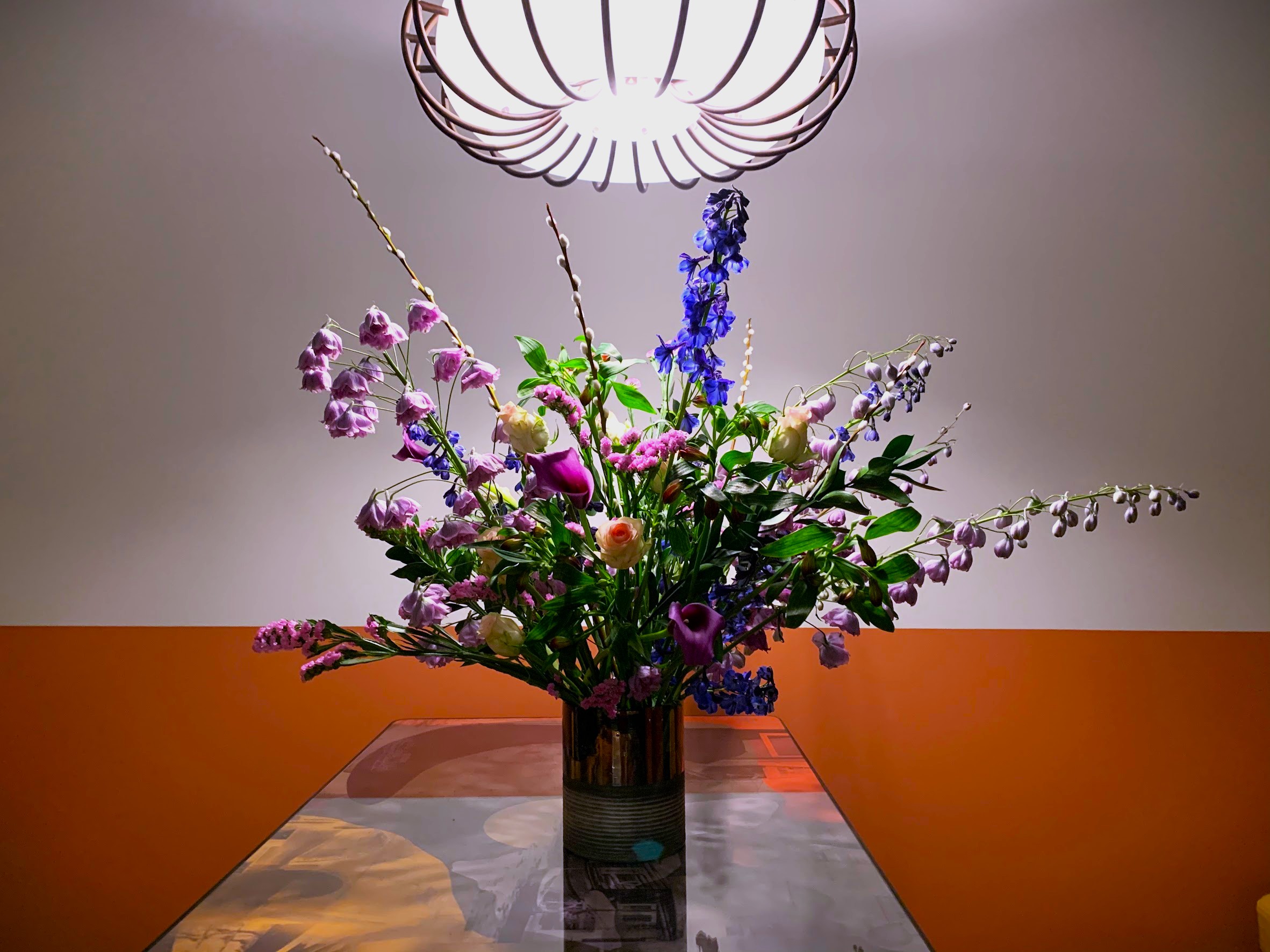 Vase arrangement in November